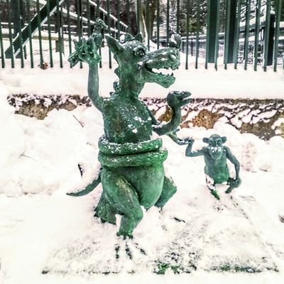Smok ze zwierzętami
